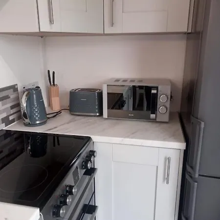 Blue Bell Apartment *